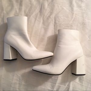 Public Desire Empire White Boots US Size 6